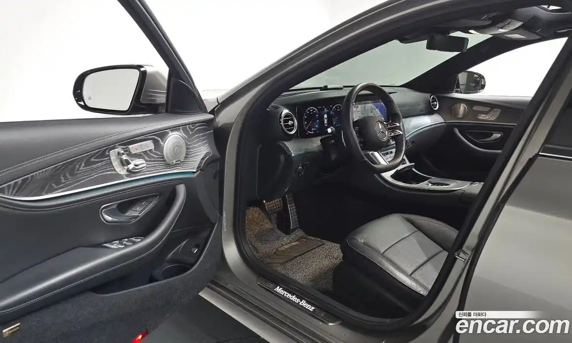 Mercedes-Benz E-Class 2022 2.0 автомат (гидро), фото 12