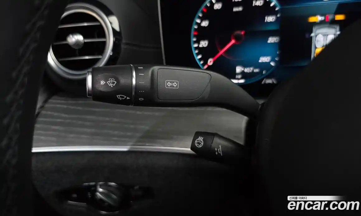 Mercedes-Benz E-Class 2022 2.0 автомат (гидро), фото 28