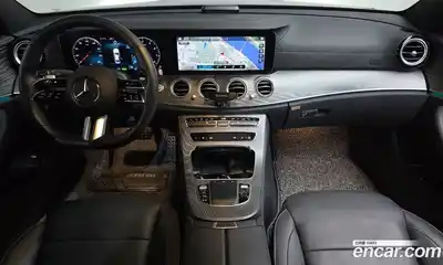 Mercedes-Benz E-Class 2022 2.0 автомат (гидро), миниатюра 9