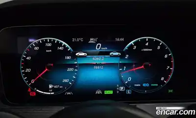 Mercedes-Benz E-Class 2022 2.0 автомат (гидро), миниатюра 10