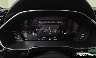 Audi Q3 2025 2.0 автомат (гидро), миниатюра 11