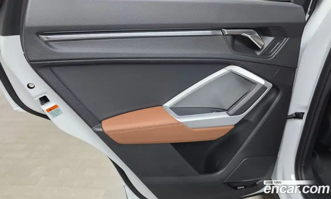 Audi Q3 2025 2.0 автомат (гидро), фото 15
