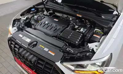 Audi Q3 2025 2.0 автомат (гидро), миниатюра 6