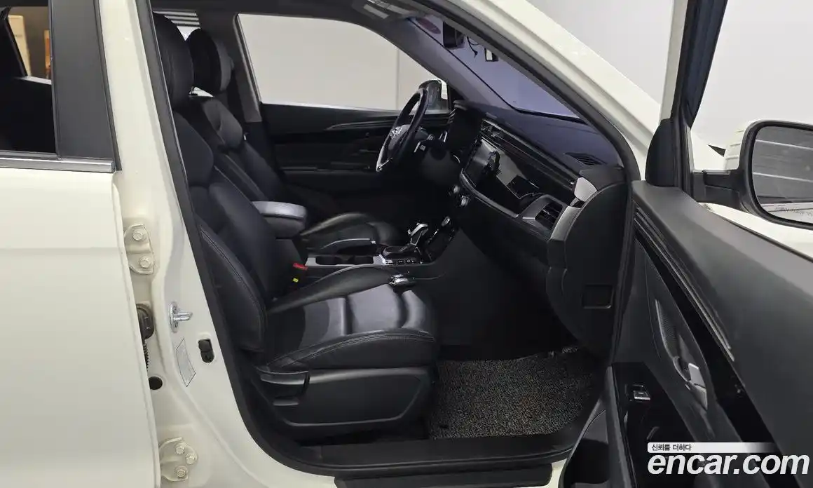 SsangYong Korando 2019 1.6 автомат (гидро), фото 16