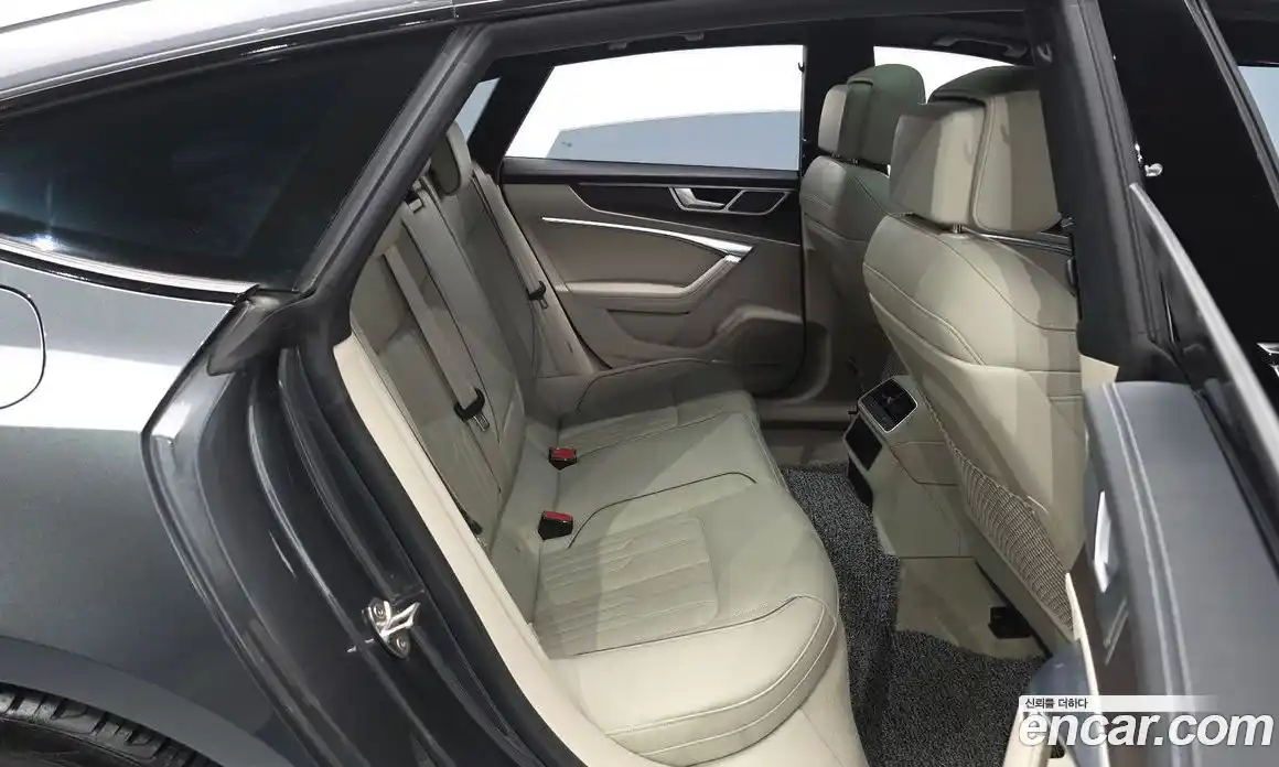 Audi A7 2022 3.0 автомат (гидро), фото 18