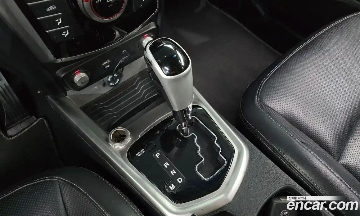 SsangYong TIBOLI 2015 1.6 автомат (гидро), фото 12