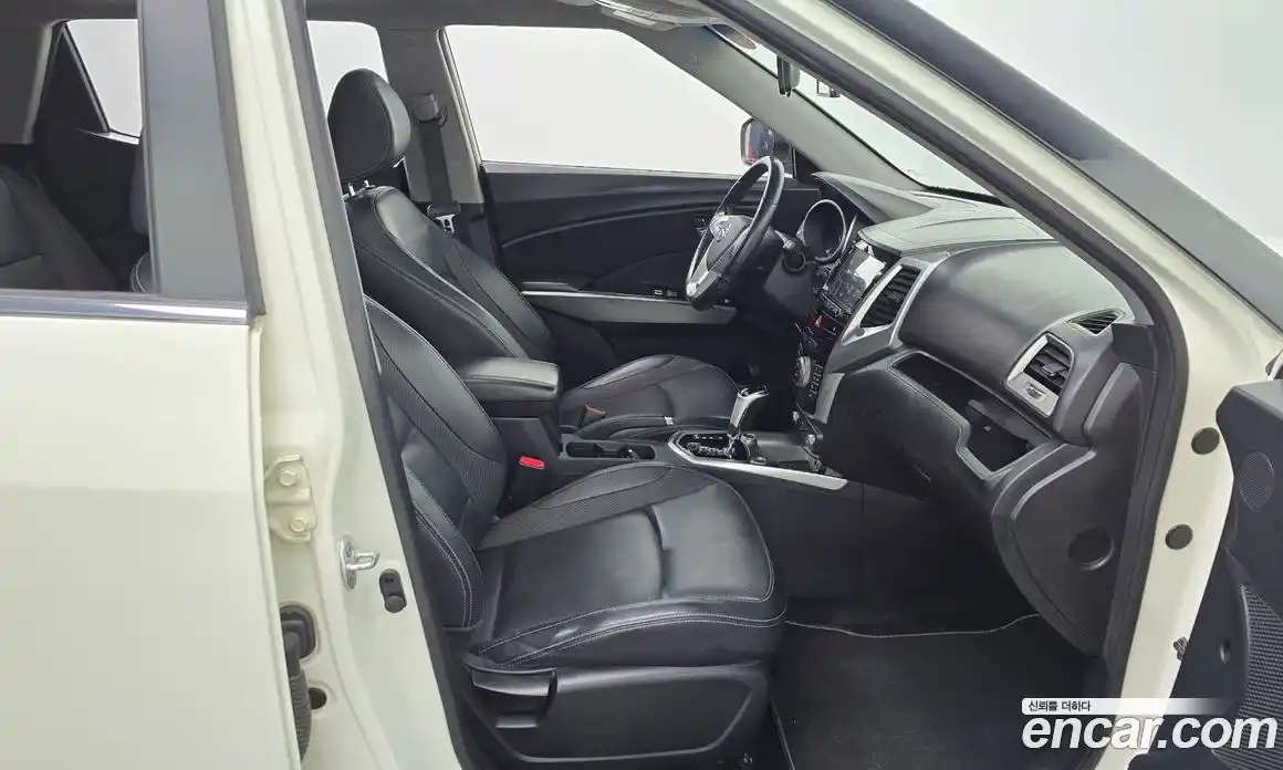 SsangYong TIBOLI 2015 1.6 автомат (гидро), фото 16