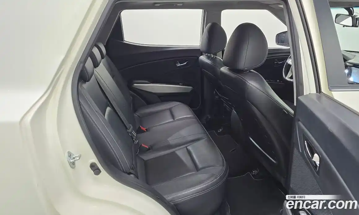SsangYong TIBOLI 2015 1.6 автомат (гидро), фото 25