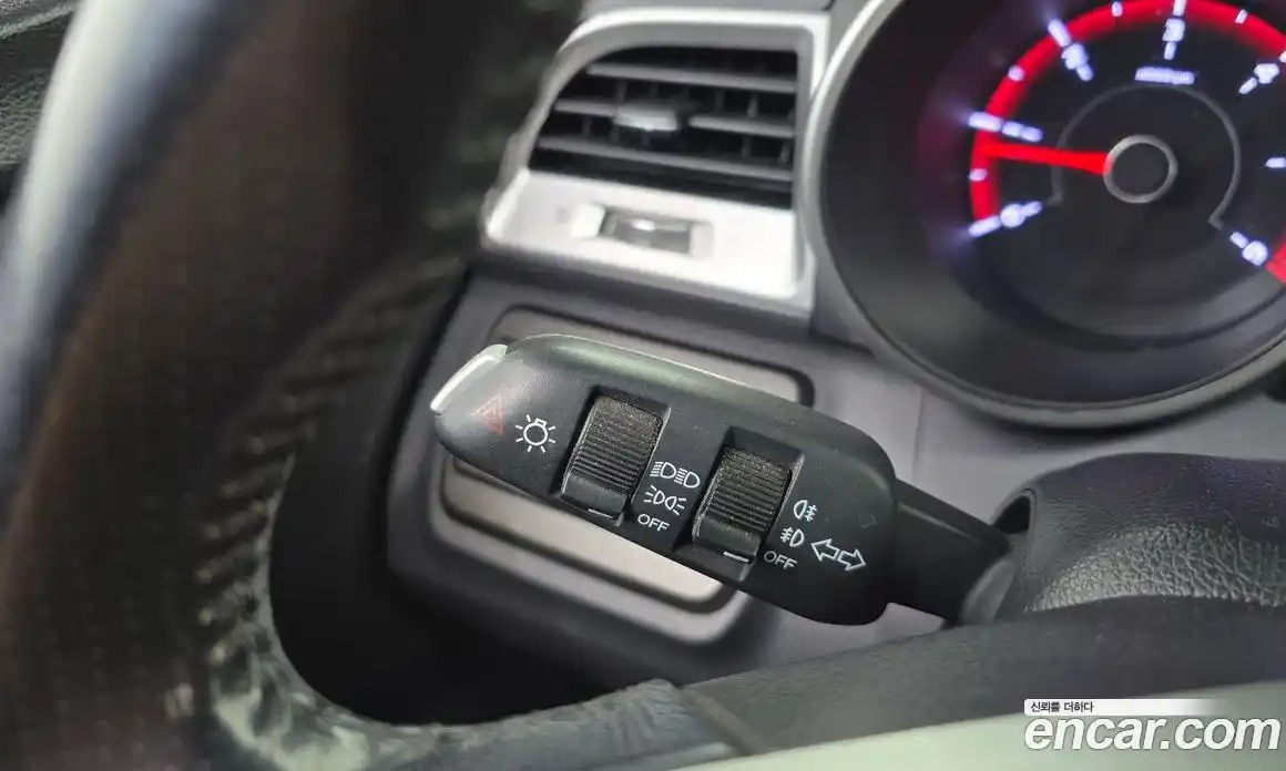 SsangYong TIBOLI 2015 1.6 автомат (гидро), фото 29