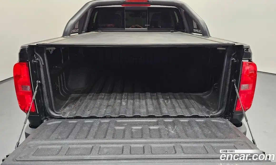 Chevrolet Colorado 2022 3.6 автомат (гидро), фото 16
