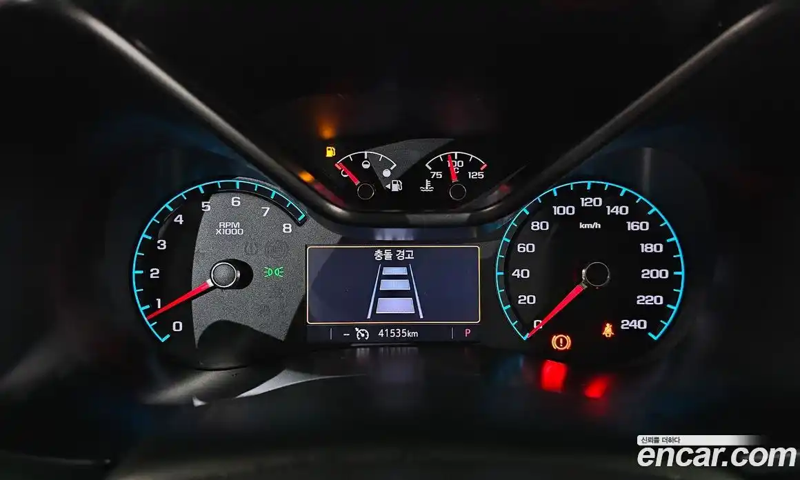 Chevrolet Colorado 2022 3.6 автомат (гидро), фото 8