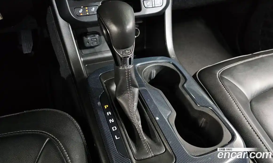 Chevrolet Colorado 2022 3.6 автомат (гидро), фото 9