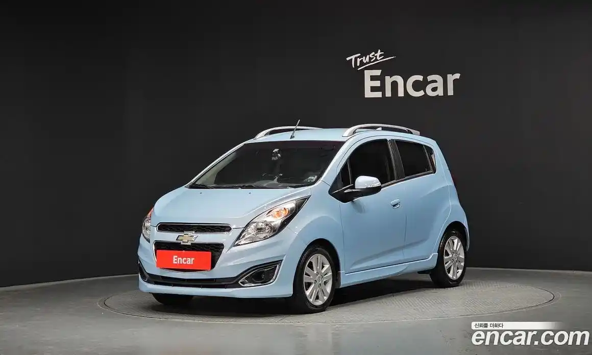Chevrolet Spark 2015 1.0 автомат (гидро), фото 1