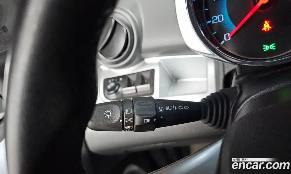 Chevrolet Spark 2015 1.0 автомат (гидро), фото 19