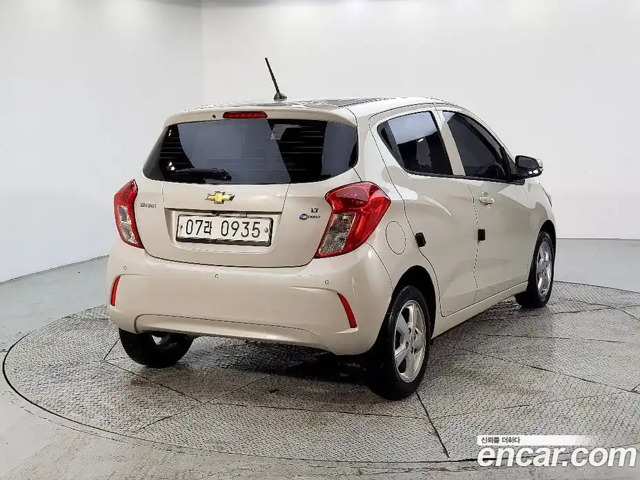 Chevrolet Spark 2015 1.0 автомат (гидро), фото 4