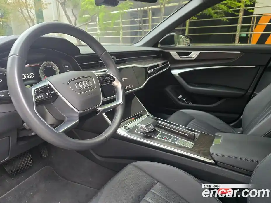Audi A6 2023 2.0 гидро, фото 10