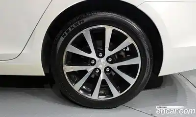 Chevrolet Malibu 2013 2.0 автомат (гидро), миниатюра 7