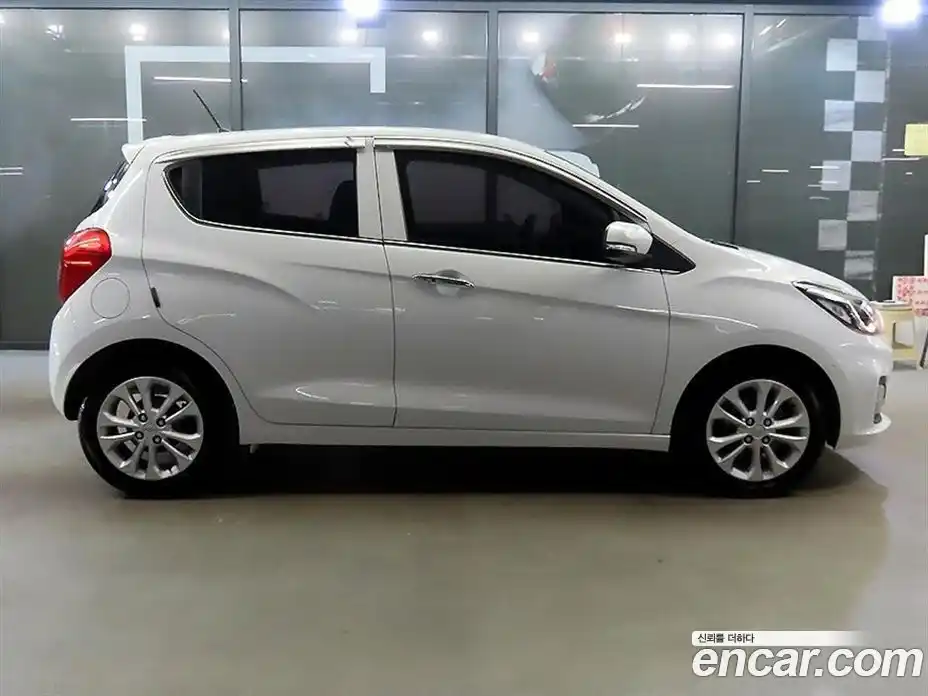 Chevrolet Spark 2020 1.0 гидро, фото 3