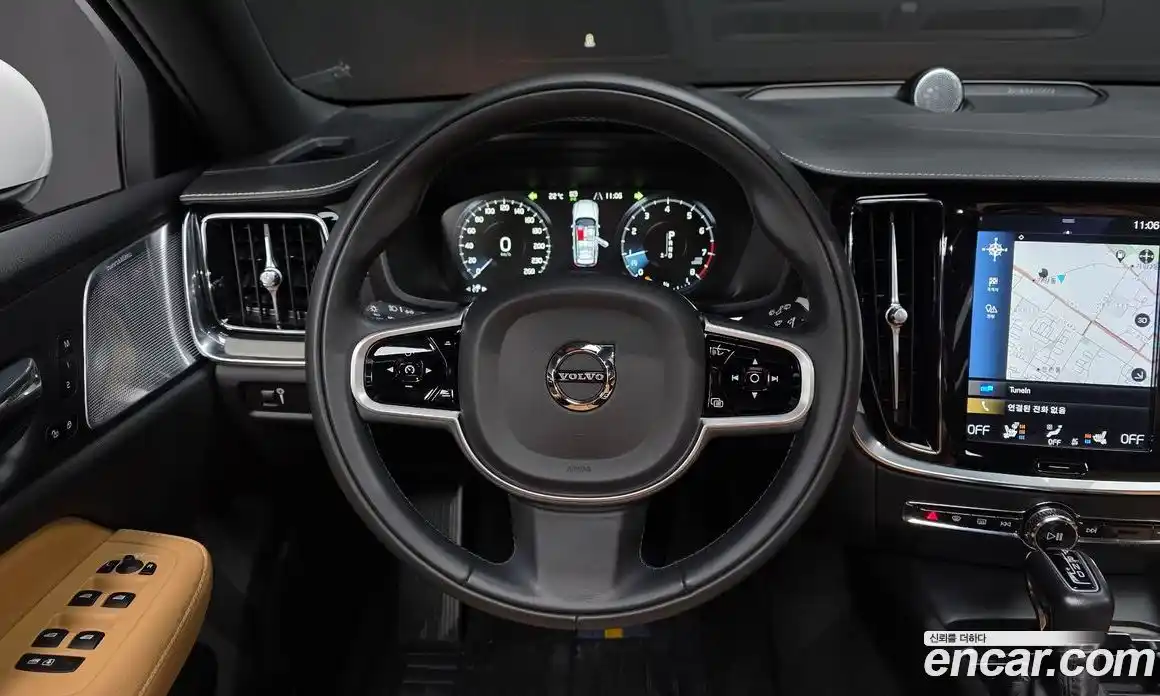 Volvo V60 2019 2.0 автомат (гидро), фото 19