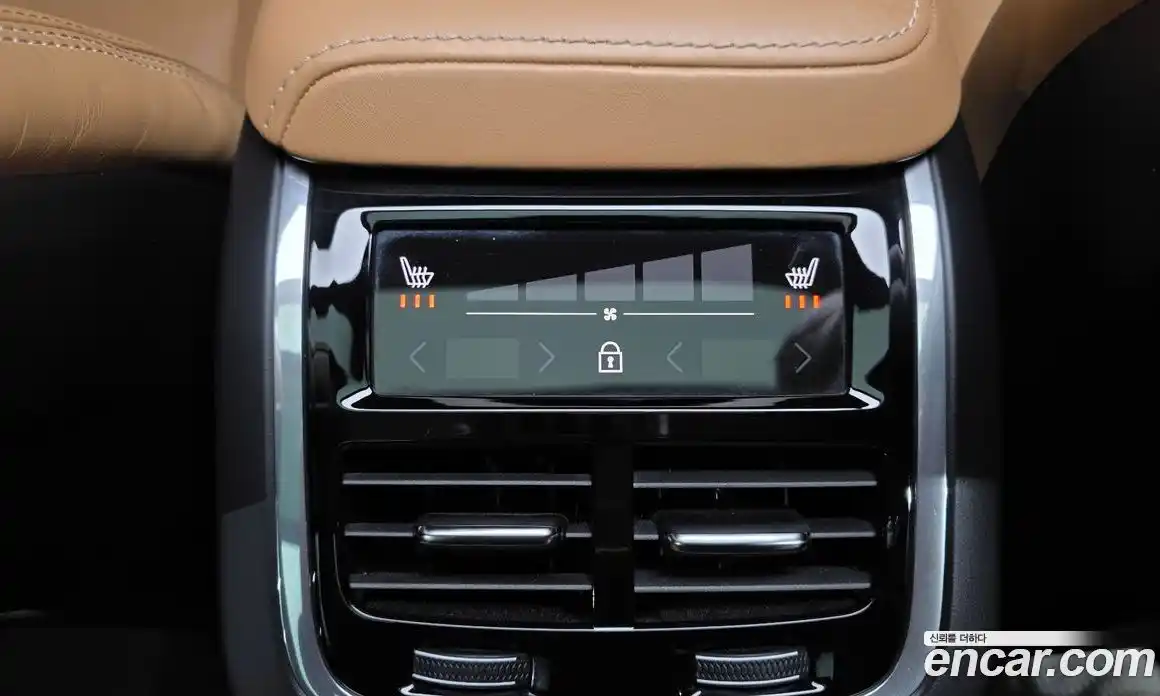 Volvo V60 2019 2.0 автомат (гидро), фото 24