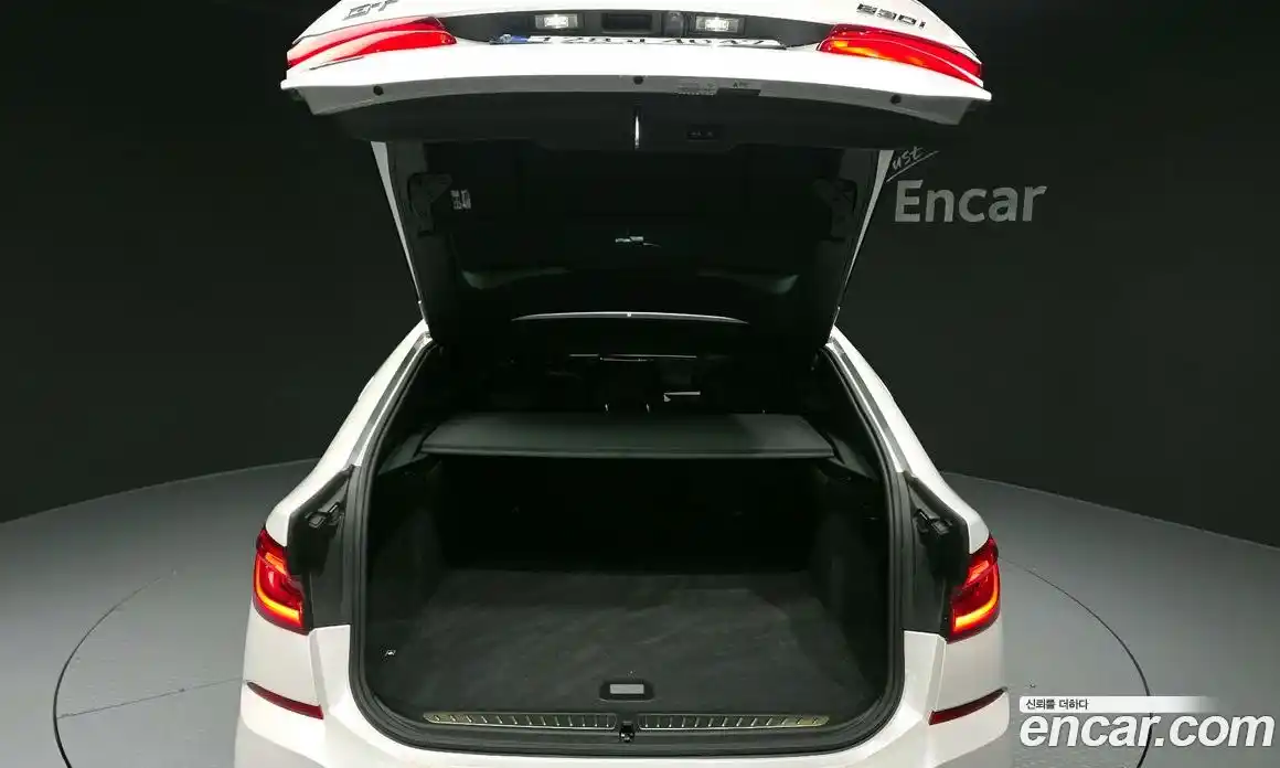 BMW 6-Series 2023 3.0 гидро, фото 20