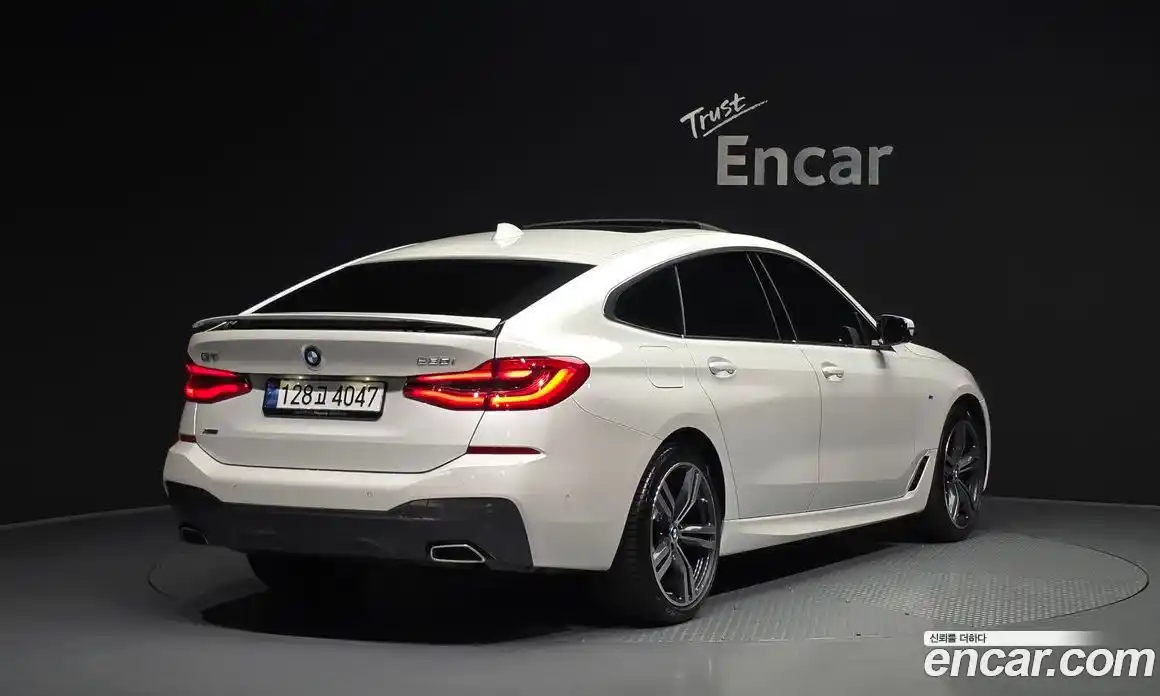 BMW 6-Series 2023 3.0 гидро, фото 2