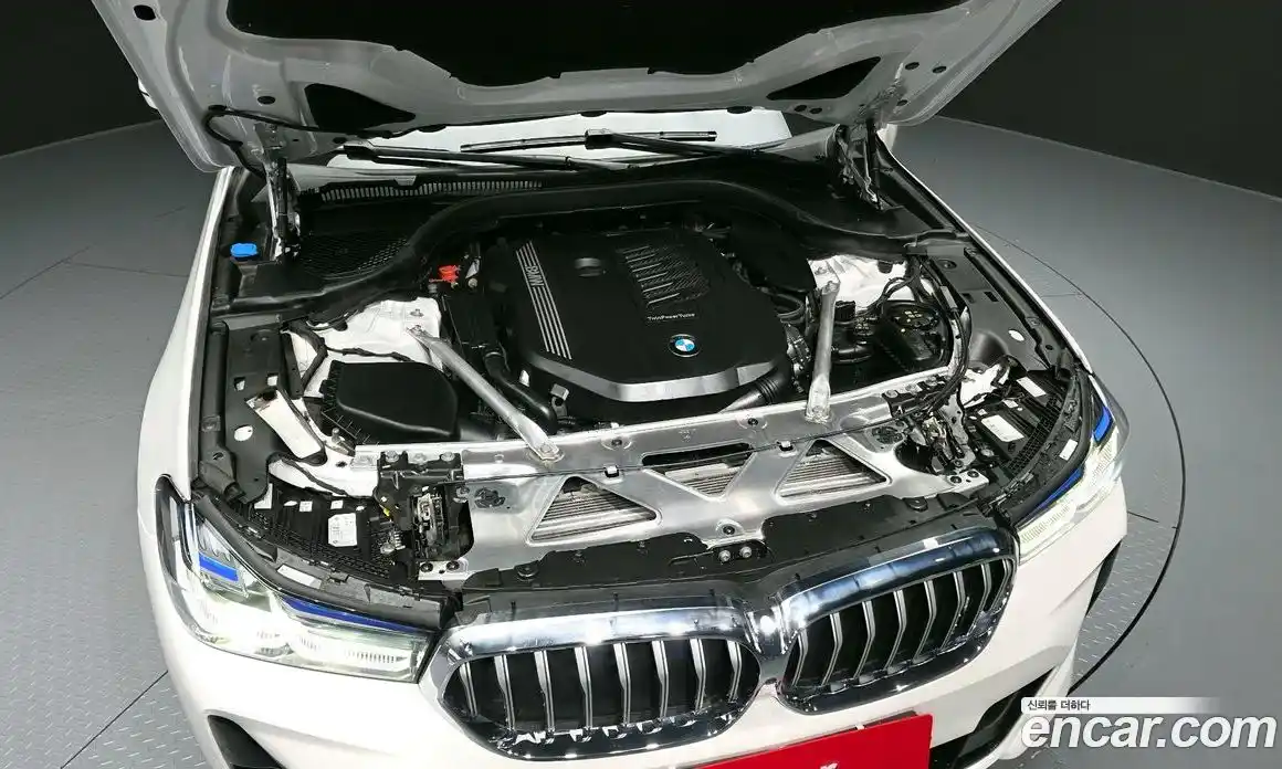 BMW 6-Series 2023 3.0 гидро, фото 6