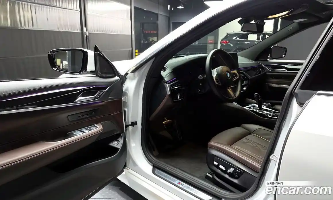 BMW 6-Series 2023 3.0 гидро, фото 10