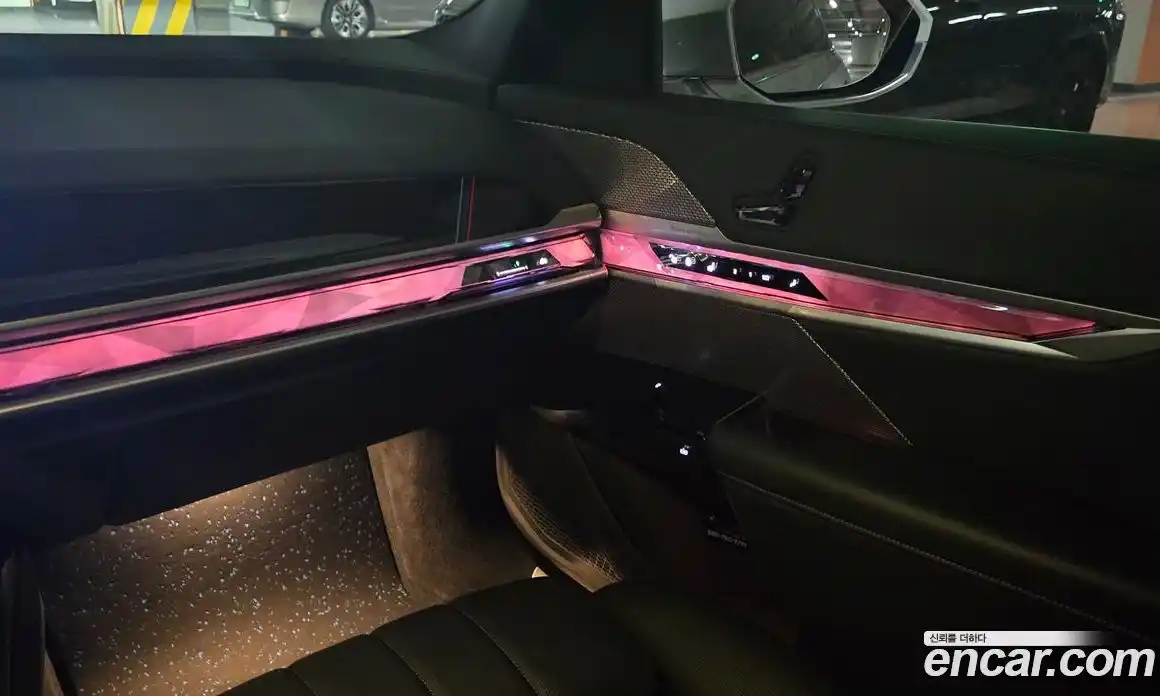 BMW 7 серия 2025 3.0 автомат (гидро), фото 12