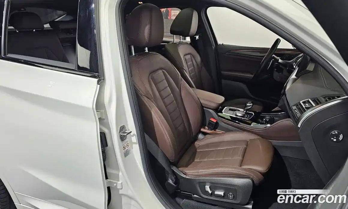 BMW X4 2023 2.0 гидро, фото 12