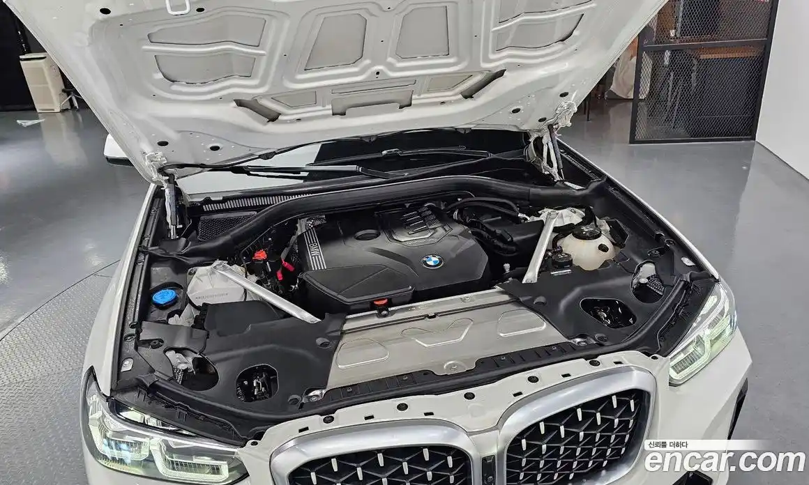 BMW X4 2023 2.0 гидро, фото 6