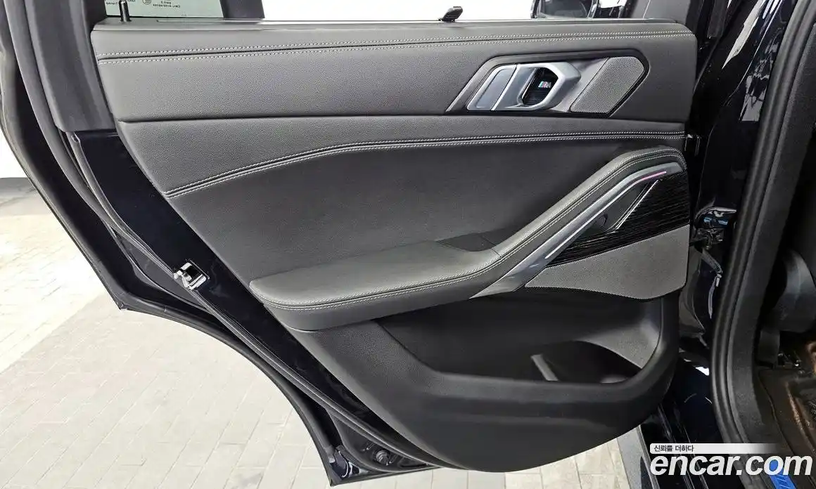 BMW X6 2024 3.0 автомат (гидро), фото 15