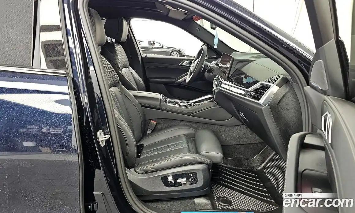 BMW X6 2024 3.0 автомат (гидро), фото 17
