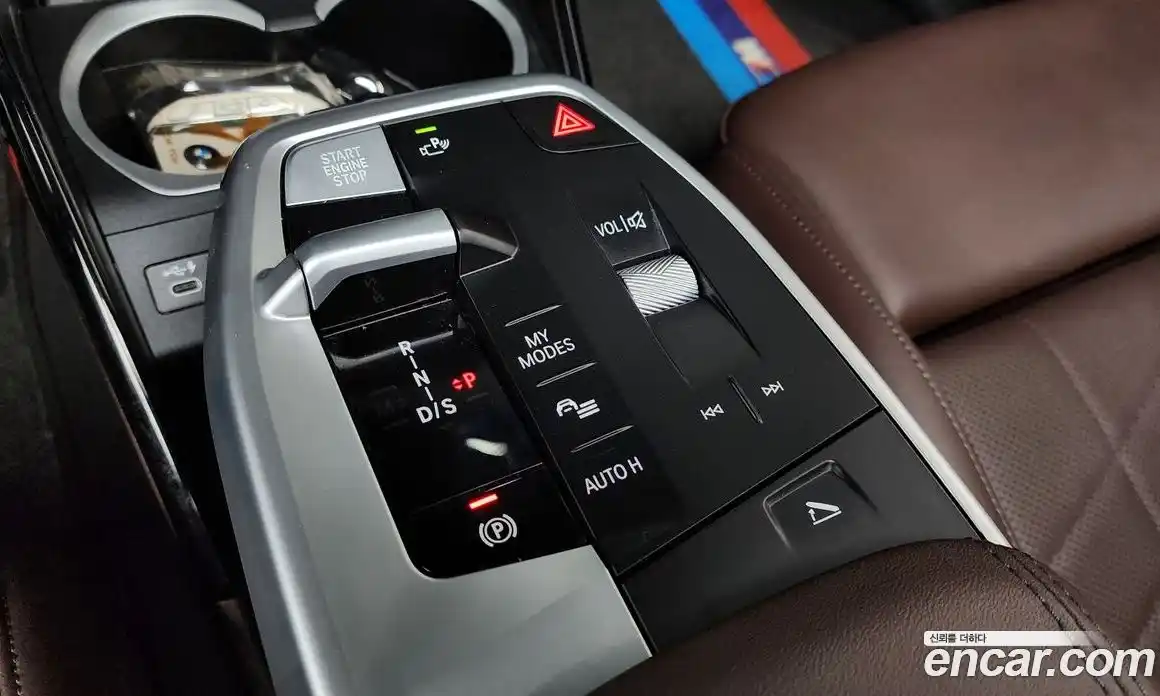 BMW X1 2024 2.0 гидро, фото 12