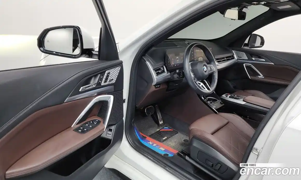 BMW X1 2024 2.0 гидро, фото 13