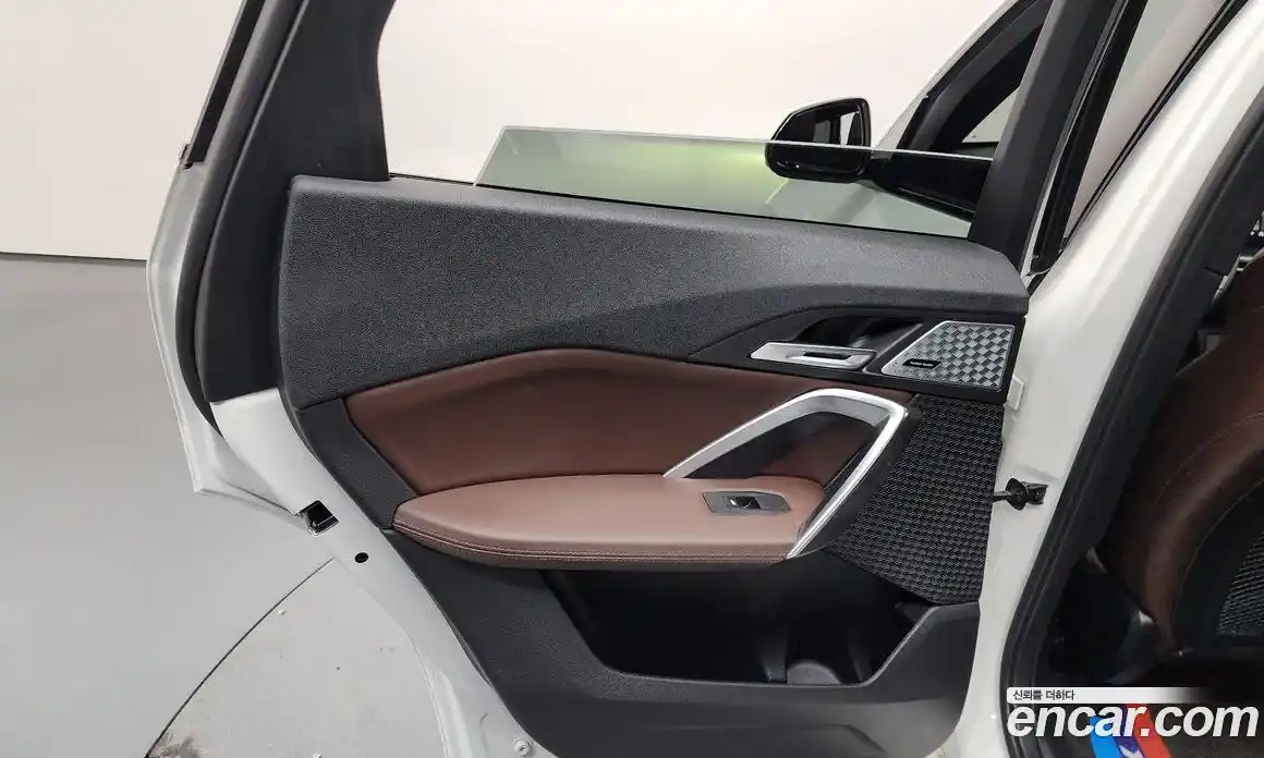 BMW X1 2024 2.0 гидро, фото 15