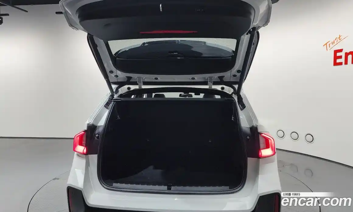 BMW X1 2024 2.0 гидро, фото 23