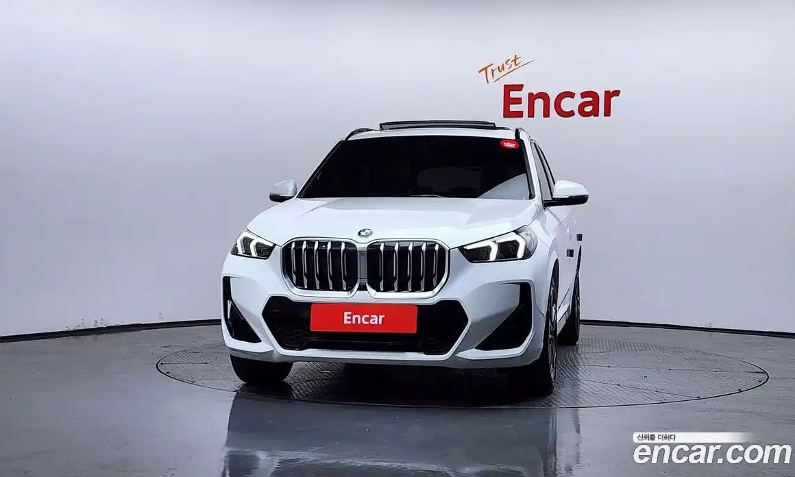 BMW X1 2024 2.0 гидро, фото 3