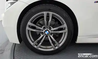 BMW 3-Series 2018 2.0 гидро, миниатюра 5