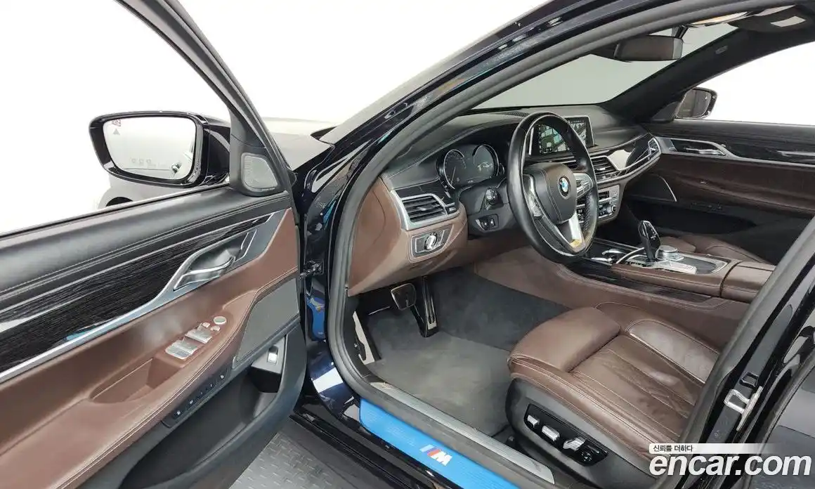 BMW 7 серия 2018 3.0 автомат (гидро), фото 13