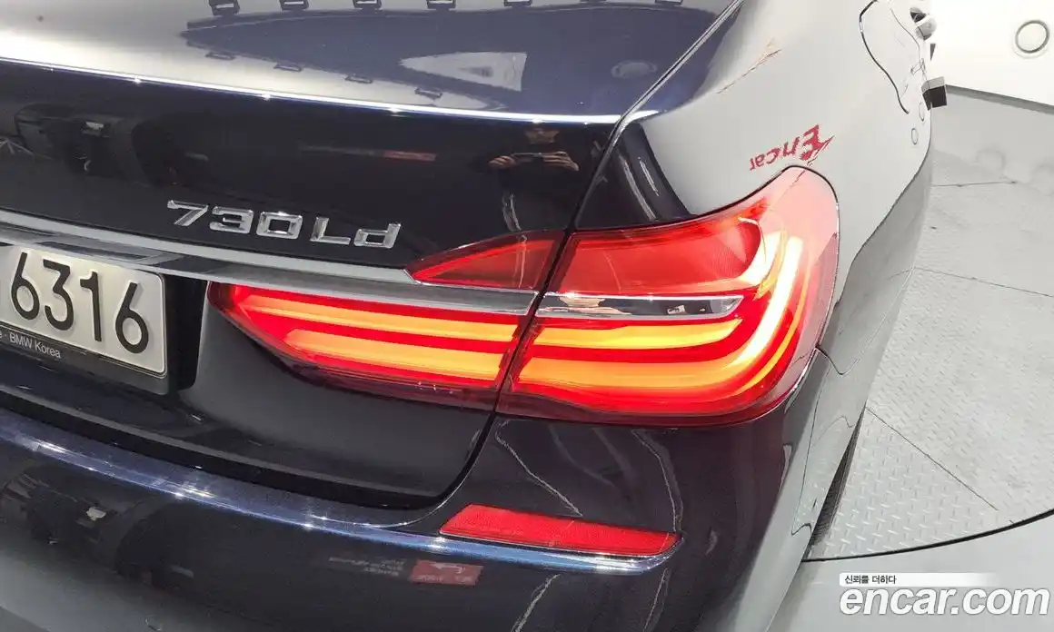 BMW 7 серия 2018 3.0 автомат (гидро), фото 9