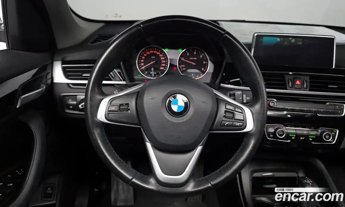 BMW X1 2017 2.0 гидро, фото 18