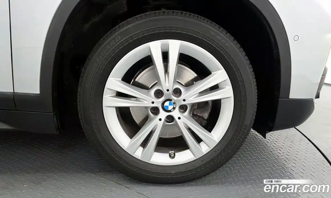 BMW X1 2017 2.0 гидро, фото 7