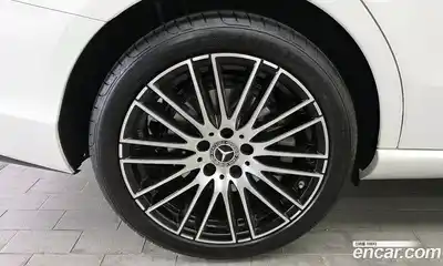 Mercedes-Benz C-Class 2025 2.0 гидро, миниатюра 5