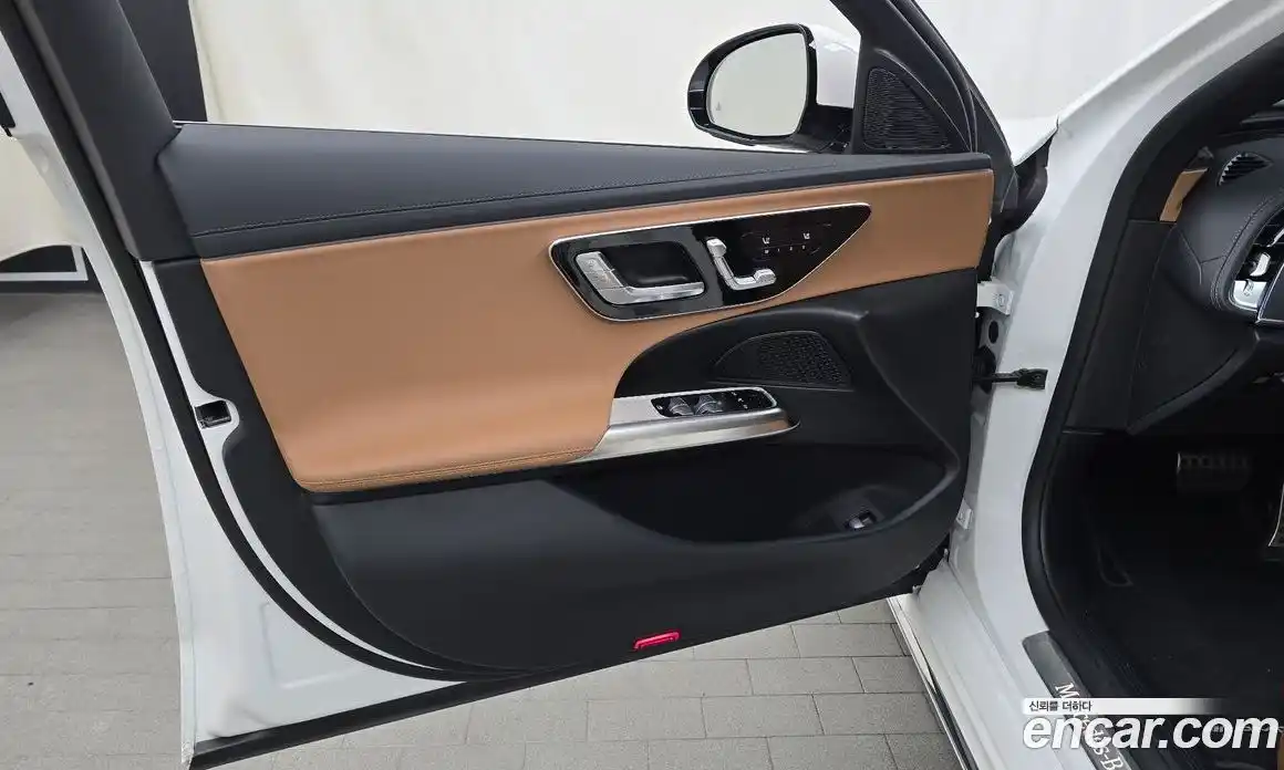 Mercedes-Benz E-Class 2025 2.0 гидро, фото 14