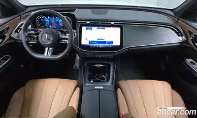 Mercedes-Benz E-Class 2025 2.0 гидро, миниатюра 10