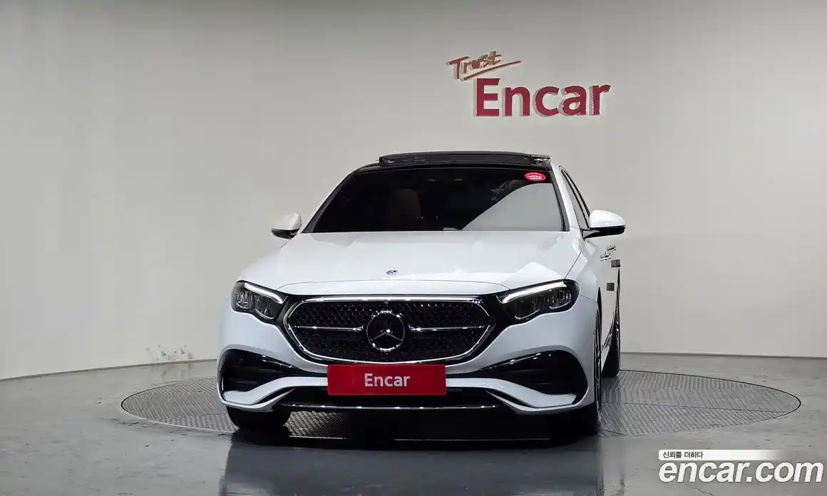 Mercedes-Benz E-Class 2025 2.0 гидро, фото 3