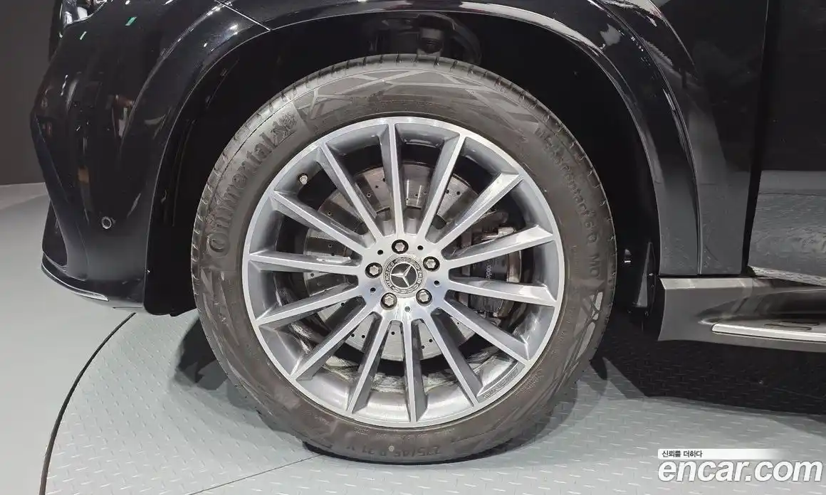 Mercedes-Benz GLE-Class 2025 3.0 гидро, фото 5