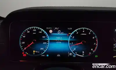 Mercedes-Benz E-Class 2023 2.0 гидро, миниатюра 11