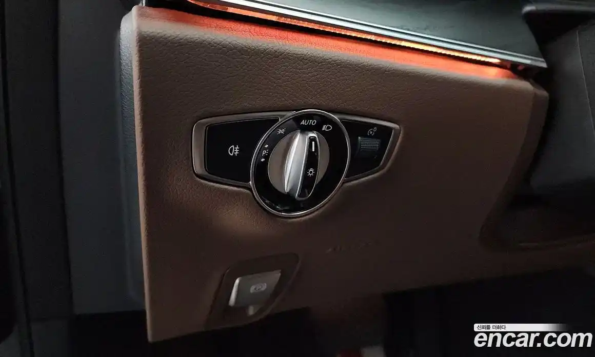 Mercedes-Benz E-Class 2023 2.0 гидро, фото 29